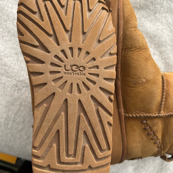 UGG size 4 EU 34 - Picture 6 of 10